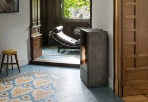 MCZ pellet stove series Eiko Natural Matic 6kW Core Rear