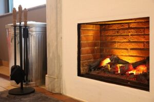 Camino elettrico ad acqua MaisonFire serie Focolare 60 Mattoni - immagine 3